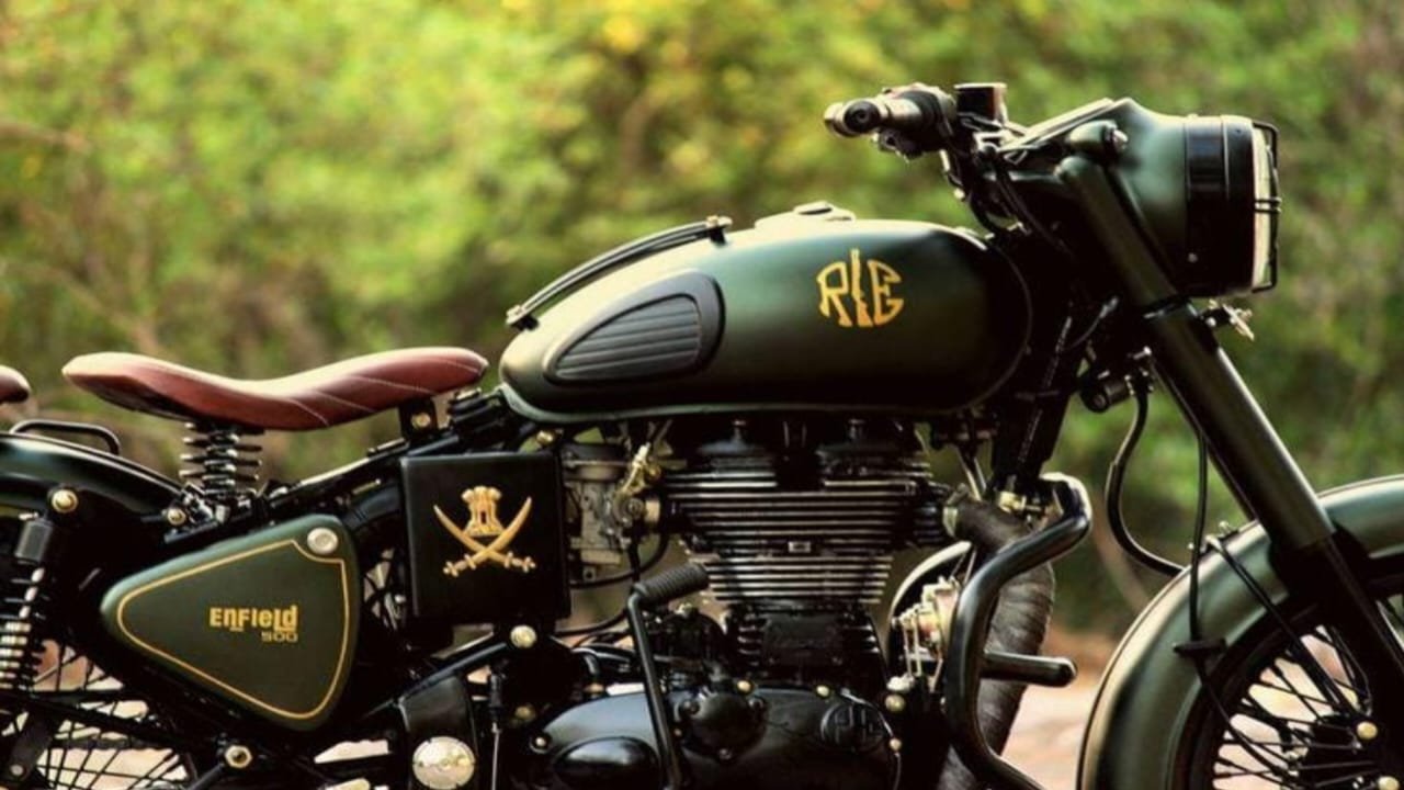 Royal Enfield Bullet 350 Launched : Retro Looks, 78 km/l Mileage & Price Tag of ₹55,000 Rupees!