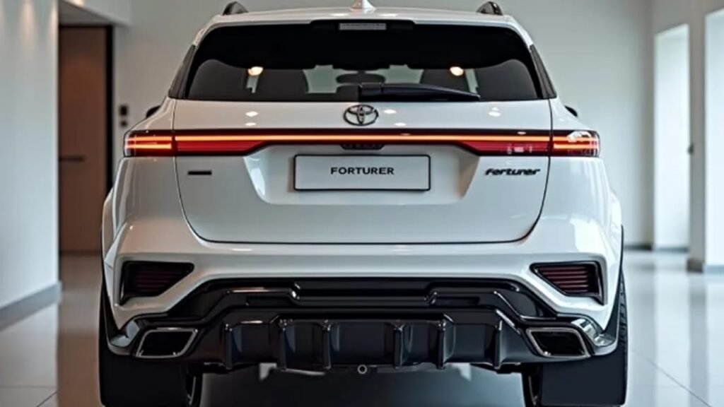 Toyota Fortuner Launched – 2.8L Diesel Engine, 7-Seater SUV with 34KMPL Mileage, Starting ₹4.75 Lakh!